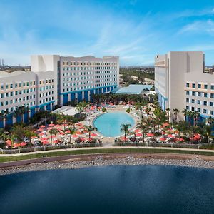 Universal's Endless Summer Resort - Surfside Inn&Suites